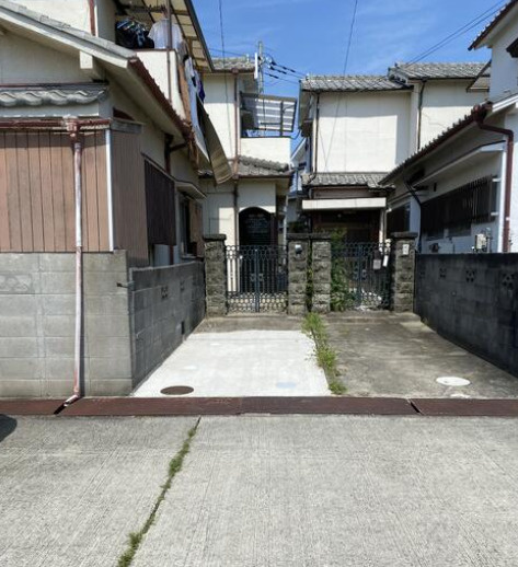 大久保町谷八木戸建
