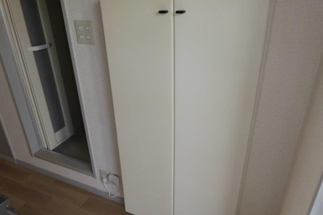 サンライフひろみねＣの内装|シューズボックス