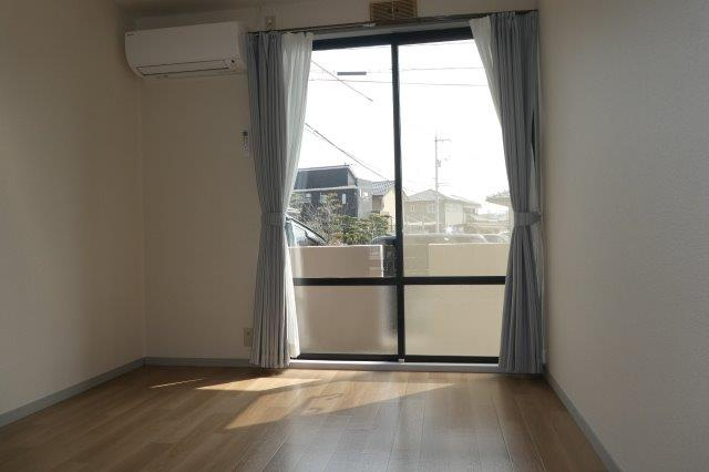 サンライフひろみねＣの洋室