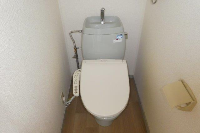 サンライフひろみねＣのトイレ|ウォシュレット