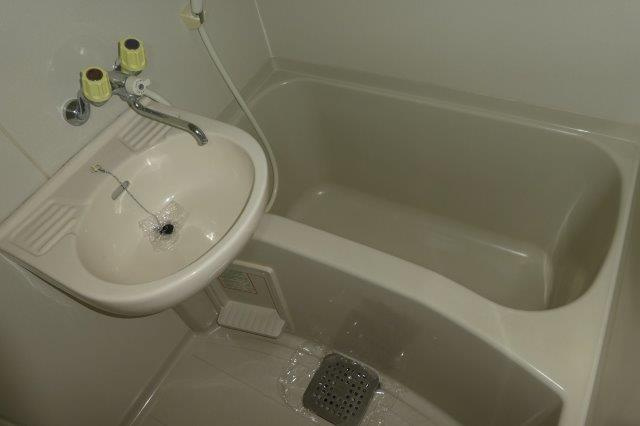 サンライフひろみねＣの浴室