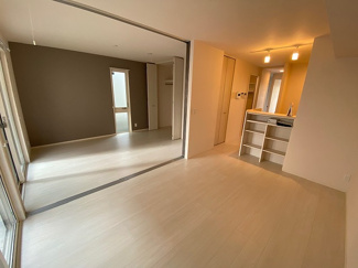 【居間・リビング】 | エソラ　ソレーユ田寺東