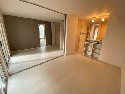 【居間・リビング】 | エソラ　ソレーユ田寺東