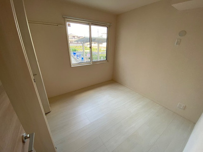 【洋室】 | エソラ　ソレーユ田寺東