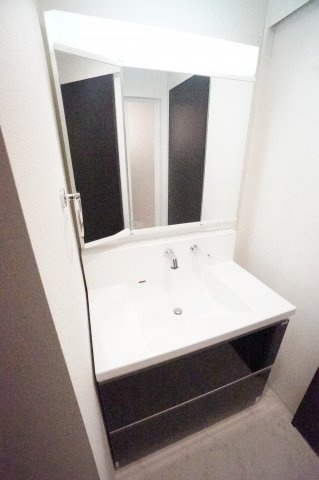 【独立洗面台】 | アーバンパレス | ※同物件・同タイプの写真です。