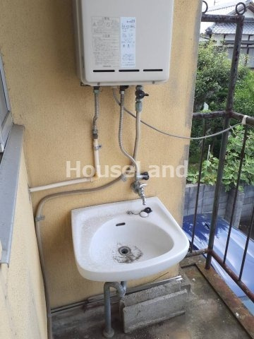 松興住宅アパートのバルコニー