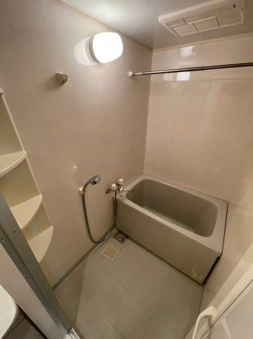 仲介手数料0円！！アルフィーレ新栄の浴室