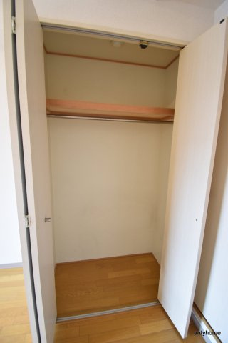 プルミエールメゾン江坂　仲介手数料無料の収納