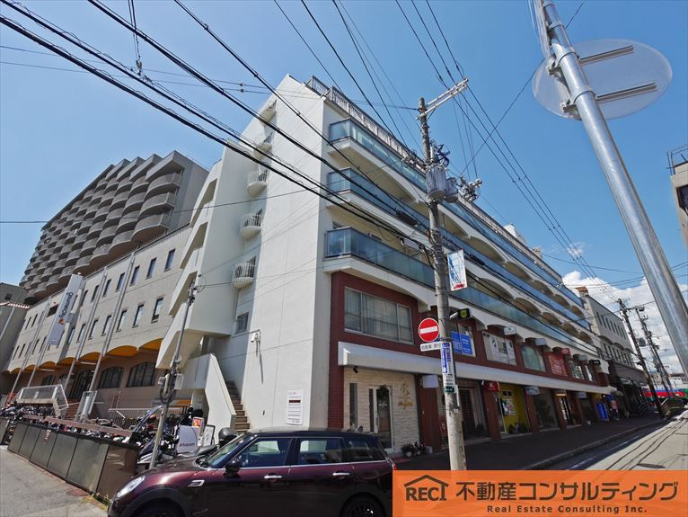 夙川7番街ストークマンションの外観