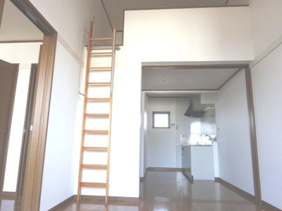 【洋室】 | ウインドチャイム | 内装の写真は代用になります。
