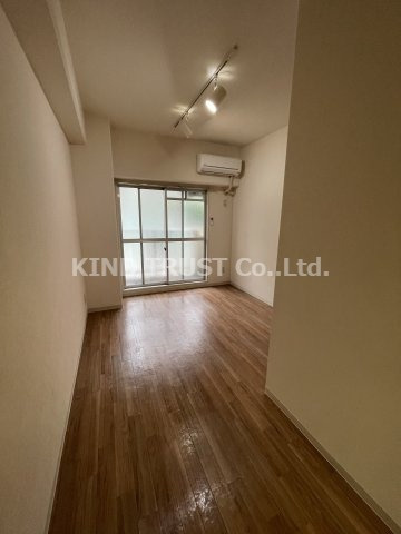 サンハイム中西の洋室|洋室です