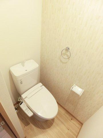 at east（エーティーイースト）【キャッシュバック対象】のトイレ|ゆったりとした空間のトイレです