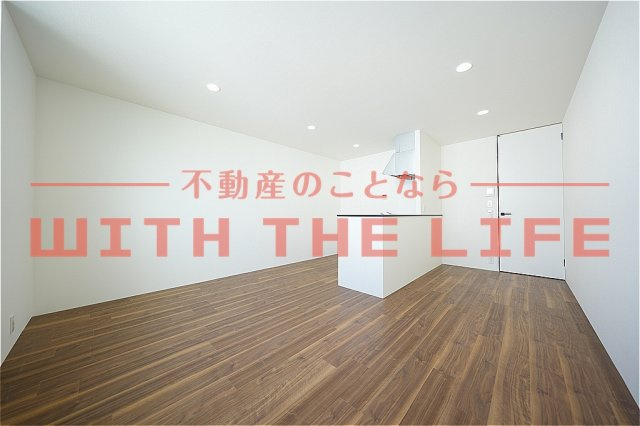 ザ・ライフ南薫プレミアガレージ【キャンペーン対象物件】の居間・リビング|使いやすいリビングです