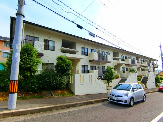 グリーンヒル小金台のエントランス