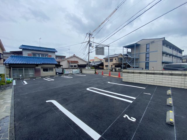 バーミィの駐車場