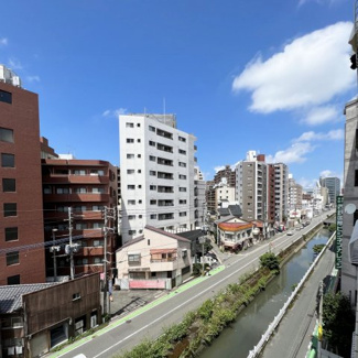 【展望】 | 前面はさえぎる高層ビルもなく、開放的な眺望が広がります