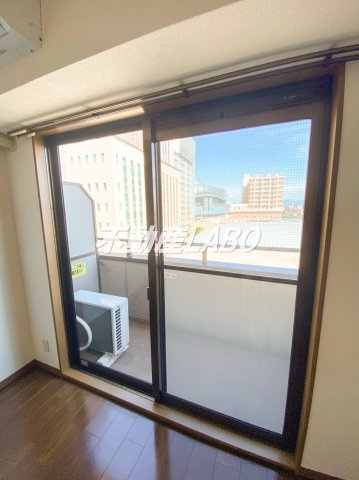 ロイヤルクイーンズパークのバルコニー