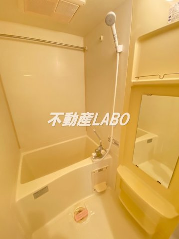 ロイヤルクイーンズパークの浴室