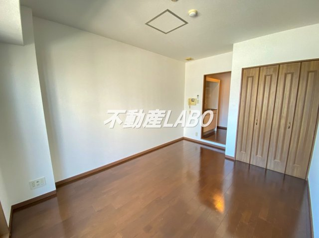 ロイヤルクイーンズパークの寝室