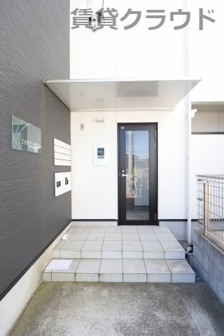 CAREL浜野A（キャレル）のエントランス|しっかりオートロックも付いています！