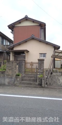 ６０５４０　岐阜市長良井田土地の外観