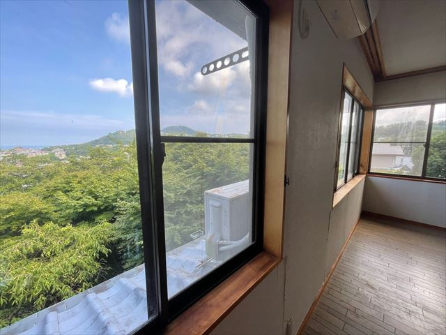 川奈　二世帯住宅も可能な8LLDDKK戸建の洋室