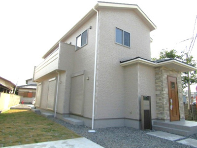 【外観】 | ブルーミングガーデン甲斐市竜王新町 | 外観は落ち着いています