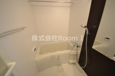 【浴室】 | ラクラス堺筋本町（旧フォーリアライズ堺筋本町 | お風呂で日々の疲れを落としましょう