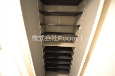 【玄関】 | ラクラス堺筋本町（旧フォーリアライズ堺筋本町 | 大きなものも収納できそうです