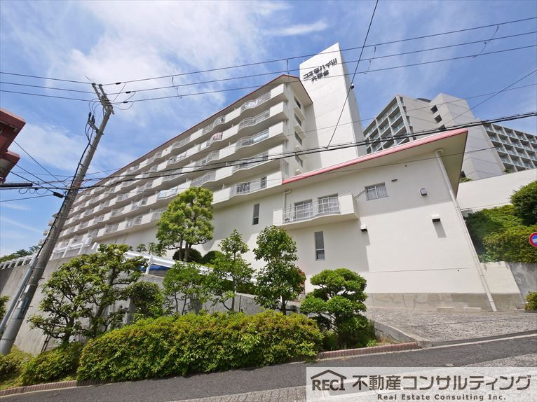 コスモハイツ六甲台の外観
