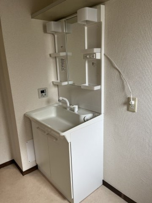 【洗面所】 | メゾン・エトランゼ