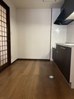  | メゾン・エトランゼ