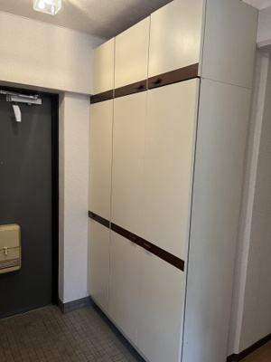 【玄関】 | メゾン・エトランゼ