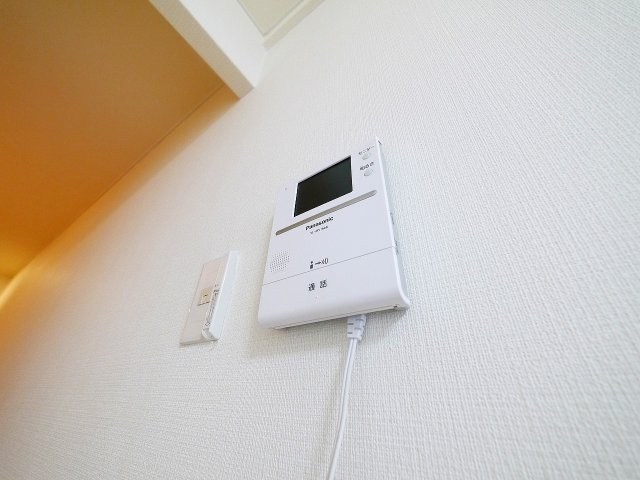 ブレスト北之庄Ⅴのセキュリティ|モニター付きインターホンです