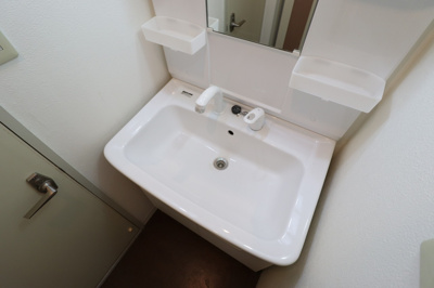 【独立洗面台】 | デイグラン大阪城EAST