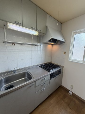 ヒーローマンション・桜のキッチン