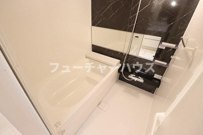 Ｄ－ｒｏｏｍ御茶園の浴室