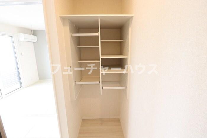 Ｄ－ｒｏｏｍ御茶園の収納