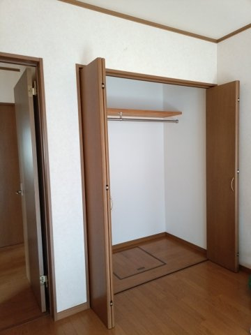 西条市禎瑞土地建物【750】145.19坪　29.76坪の収納