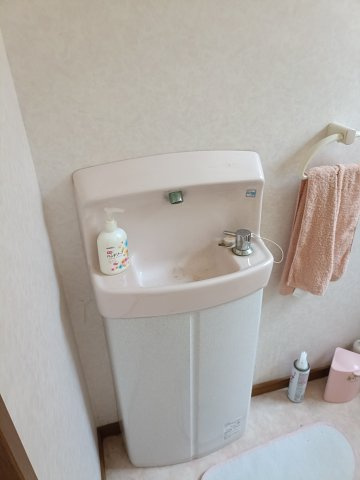 西条市禎瑞土地建物【750】145.19坪　29.76坪のトイレ