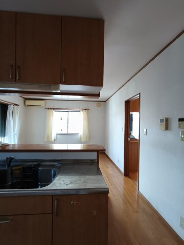 西条市禎瑞土地建物【750】145.19坪　29.76坪のキッチン