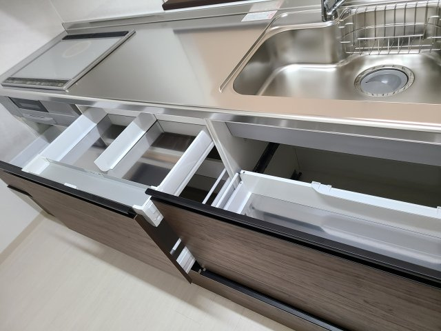 アルカーサル本所のキッチン|コンパクトなキッチンで掃除もラクラク