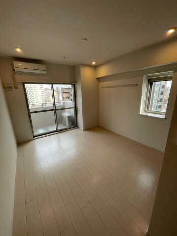 仲介手数料0！！チェルトヴィータの居間・リビング