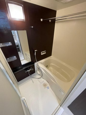 仲介手数料0！！チェルトヴィータの浴室