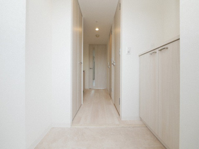 【玄関】 | ディクス福島レジデンス | 明るい玄関です