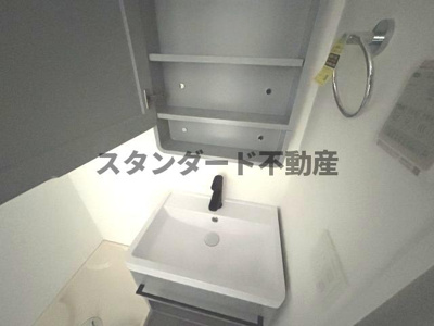 【独立洗面台】 | セレニテ中崎町リアン