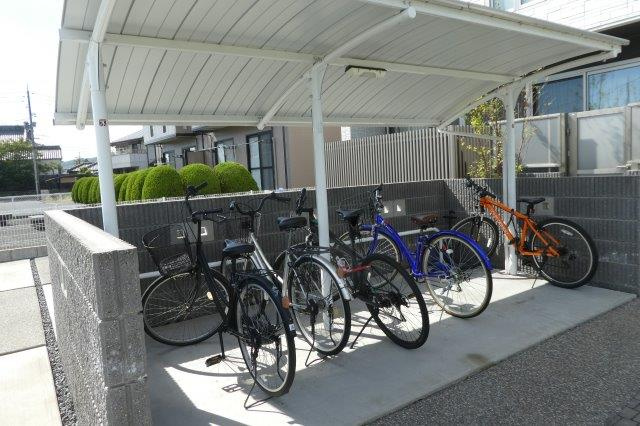 ヴェントフェリーチェBのその他共用部分|自転車置き場