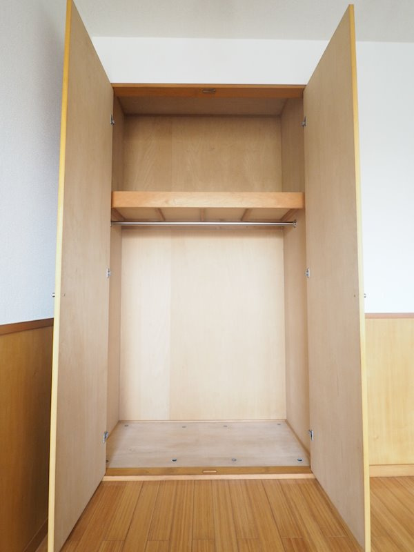 大きな荷物も収納可能です。