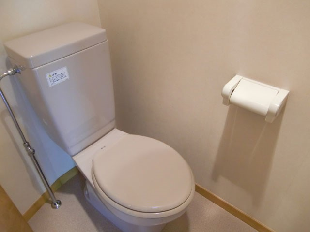 バス・トイレ別です
