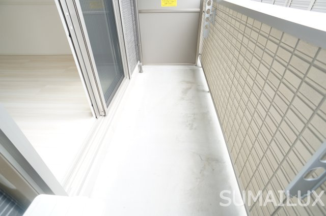 熊本市中央区本山４丁目のアパートのバルコニー